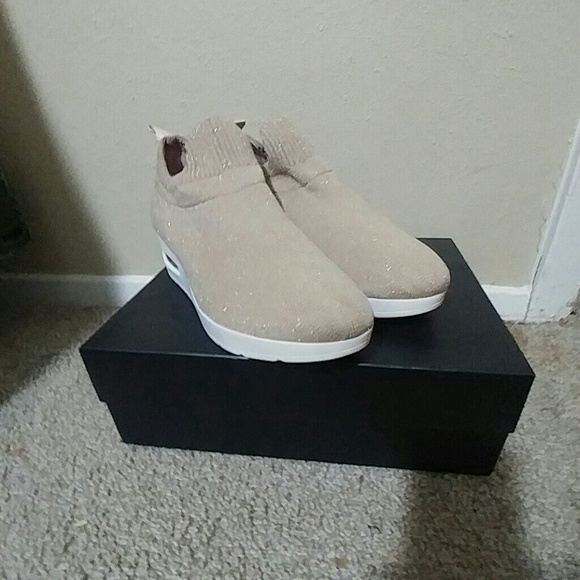 dkny angie slip trainers